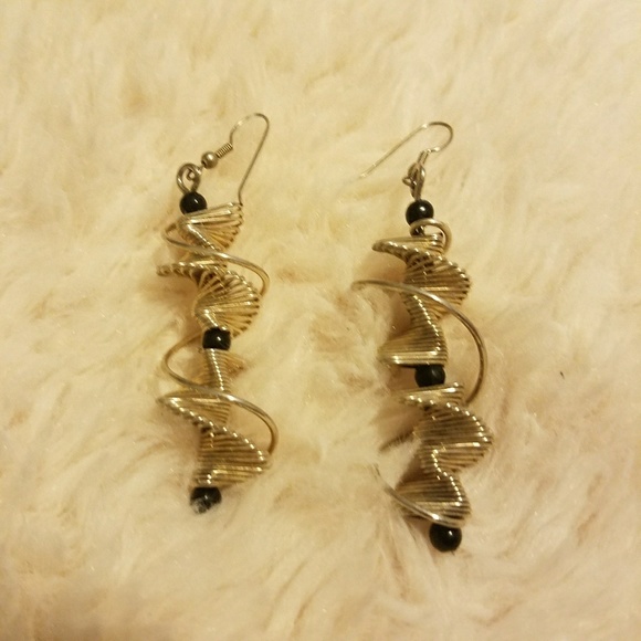 Jewelry - Unique Twisted Earrings